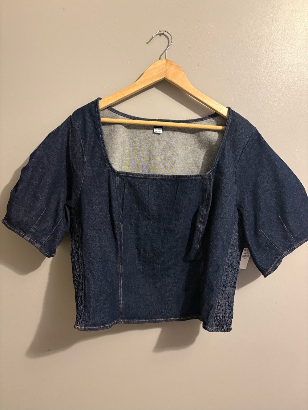 Old Navy Square Neck Cropped Top